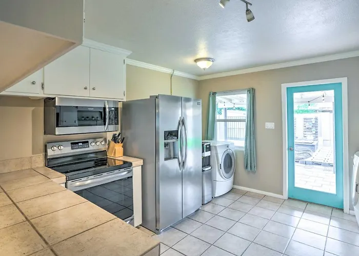 Holiday home 1 Mi To Old Town, Stadium! Family Haven Scottsdale