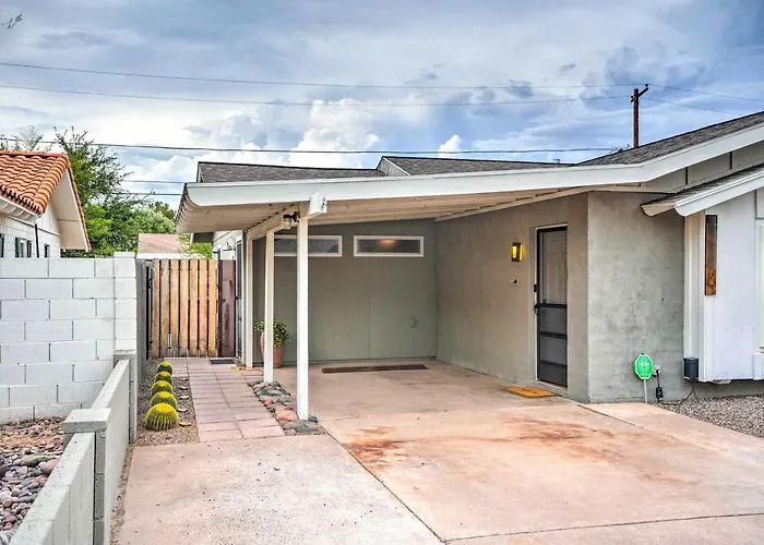 Holiday home 1 Mi To Old Town, Stadium! Family Haven *