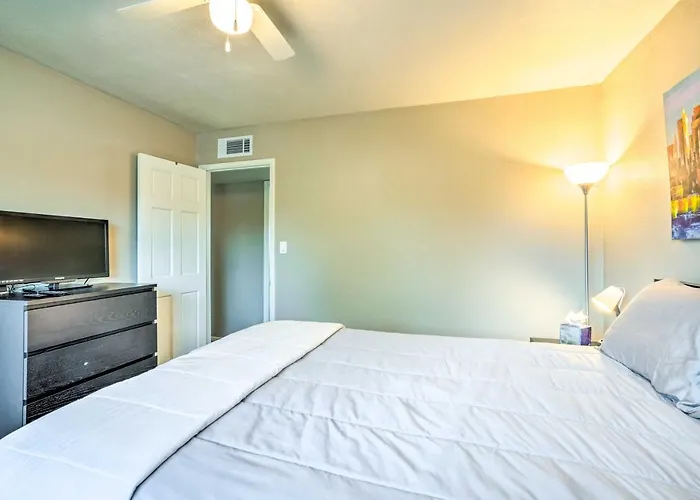 1 Mi To Old Town, Stadium! Family Haven Holiday home