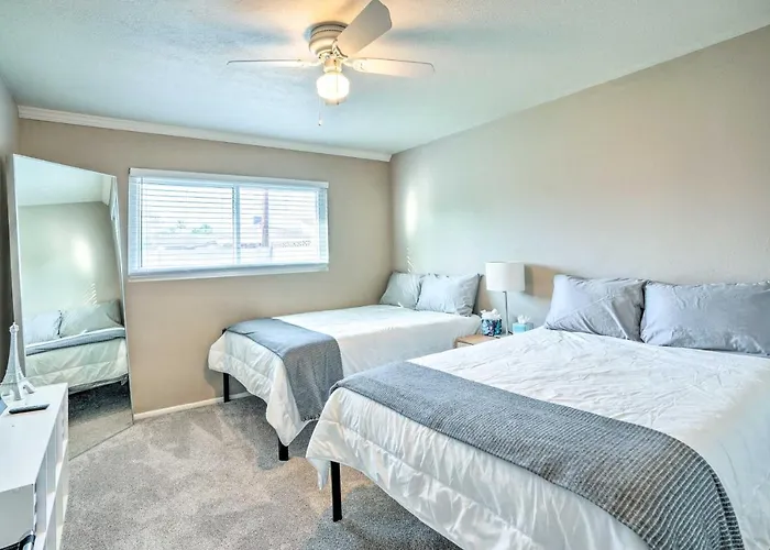 Holiday home 1 Mi To Old Town, Stadium! Family Haven Scottsdale